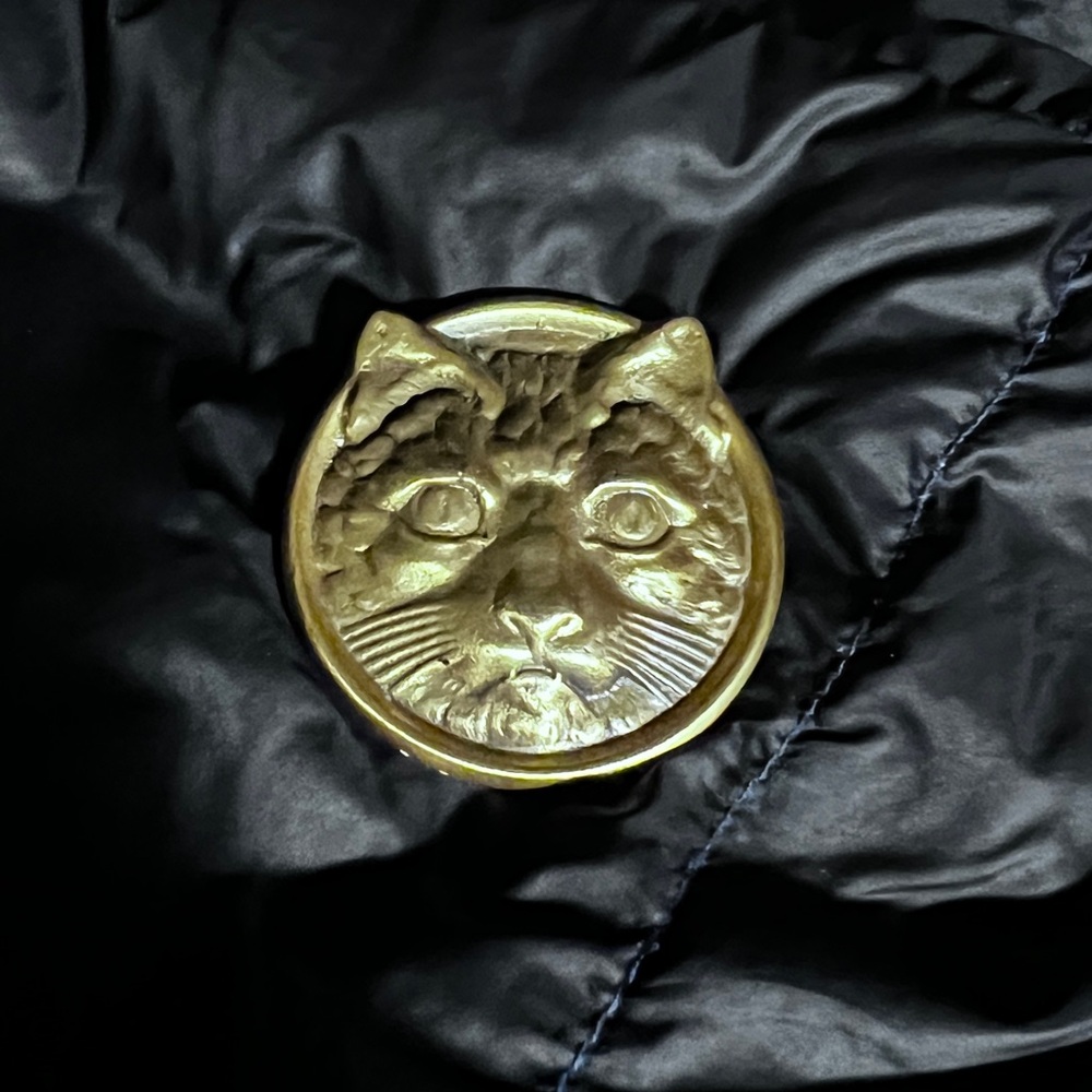 Gold Cat Face Brooch